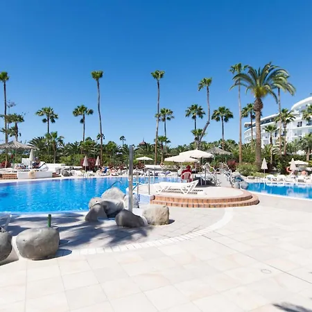 Altamira 61 - One Bed *